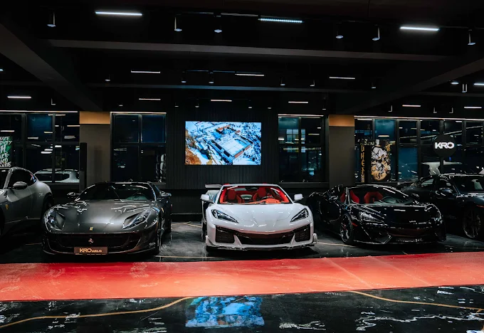 KRO Auto showroom