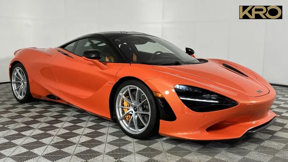 McLaren 750S COUPE 2024