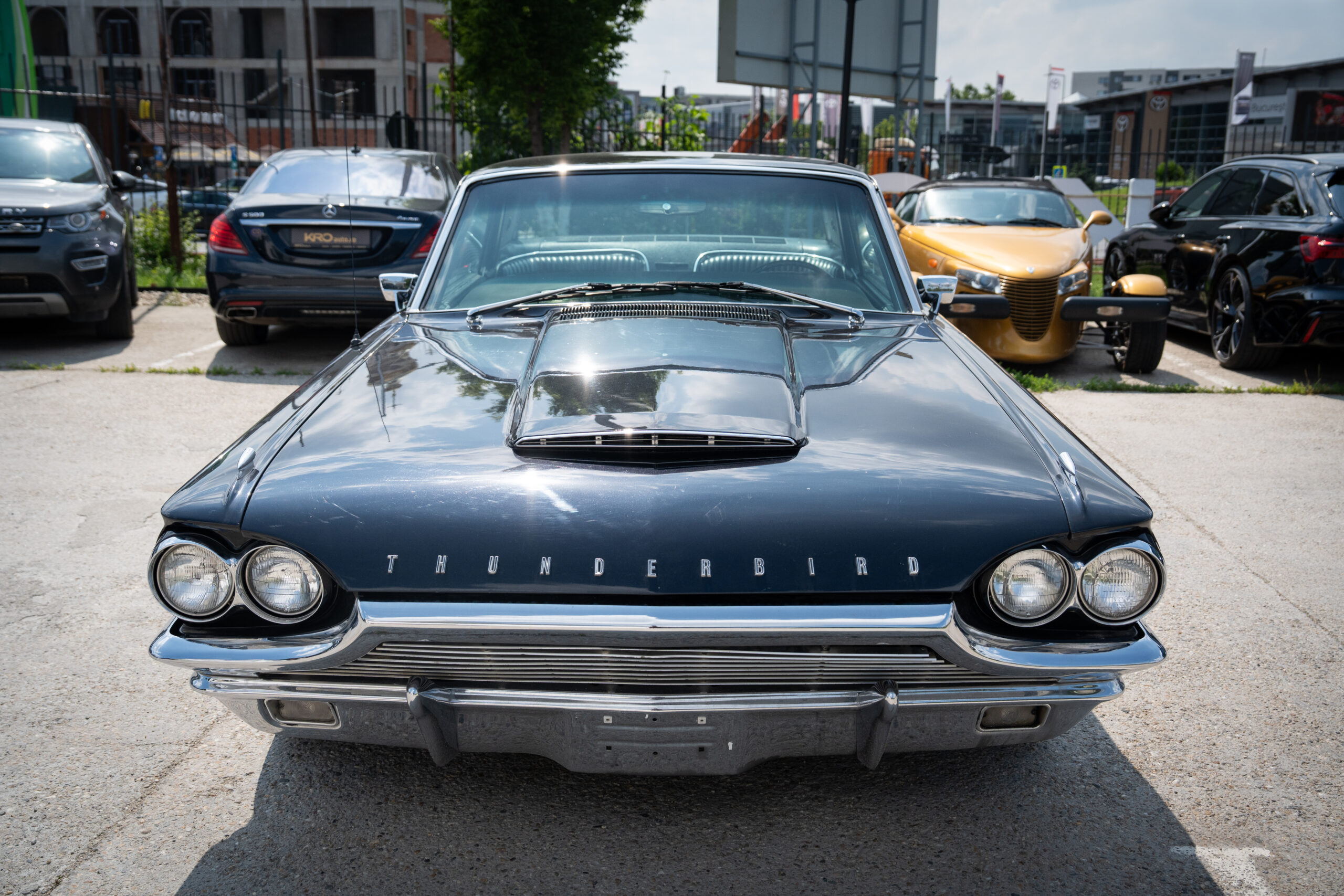 Ford Thunderbird 6.4L